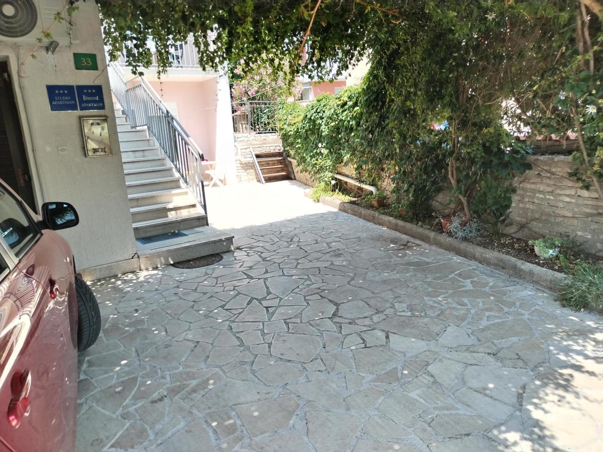 Apartments Mirijana Pula Zewnętrze zdjęcie