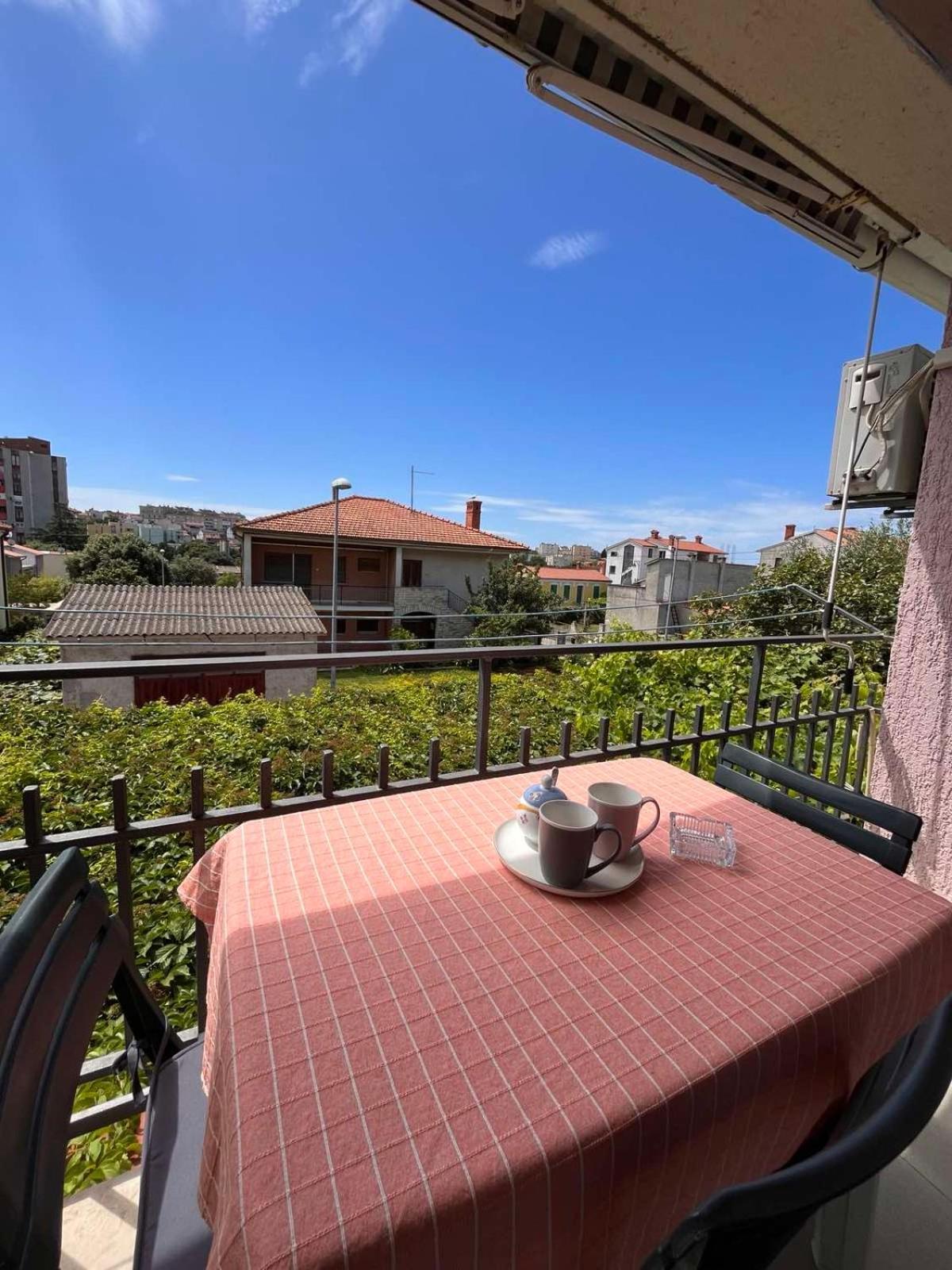 Apartments Mirijana Pula Zewnętrze zdjęcie